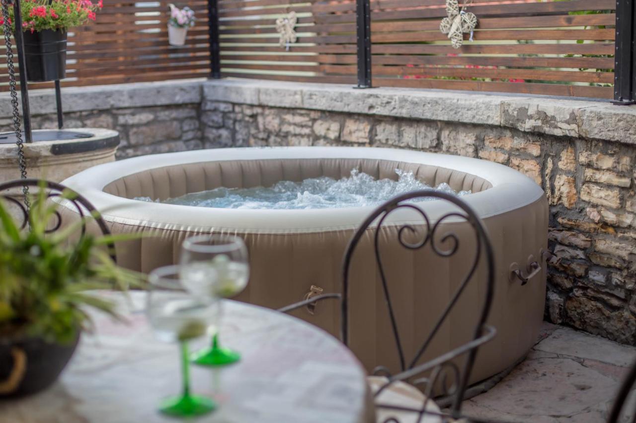 Stara Kuca Appartement Heki Buitenkant foto