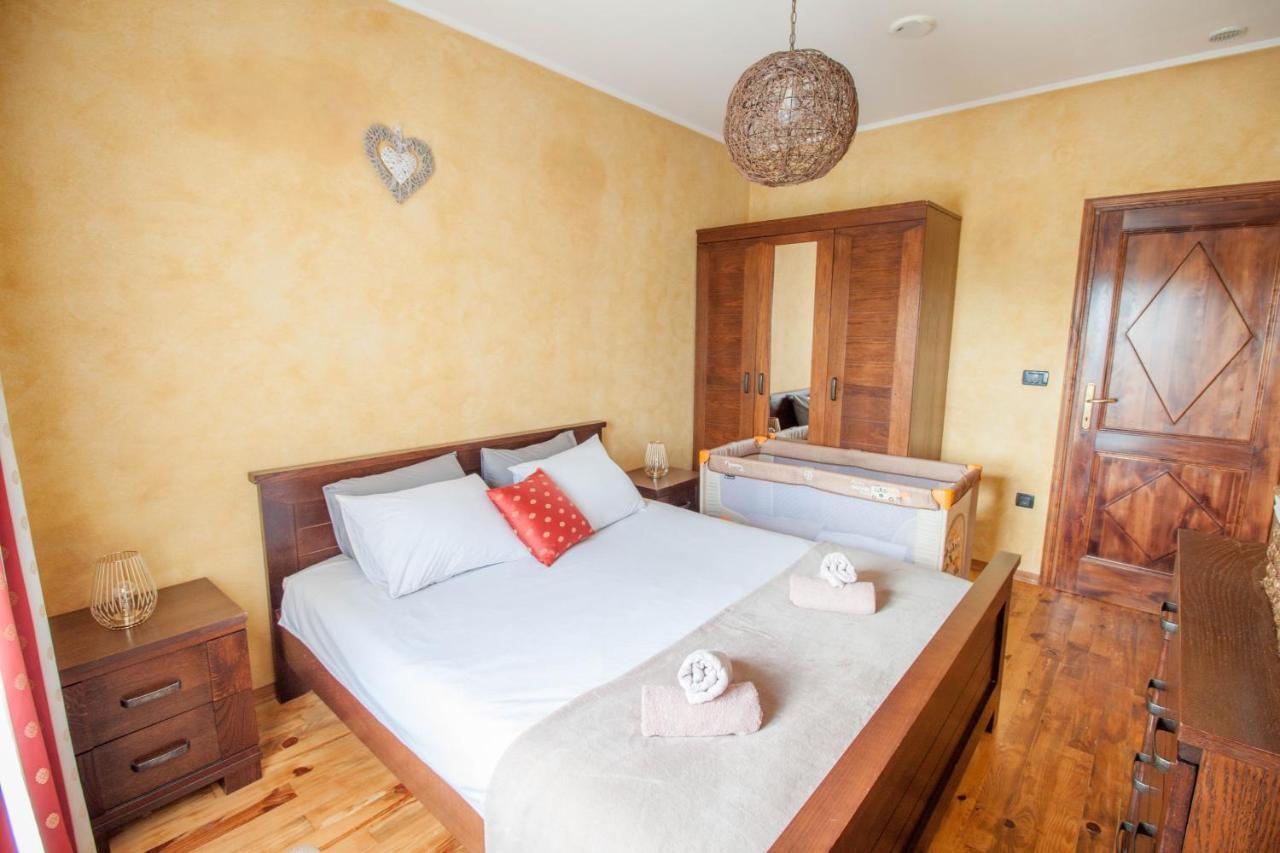 Stara Kuca Appartement Heki Buitenkant foto